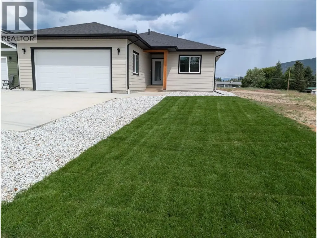 6050 19th Street, Grand Forks